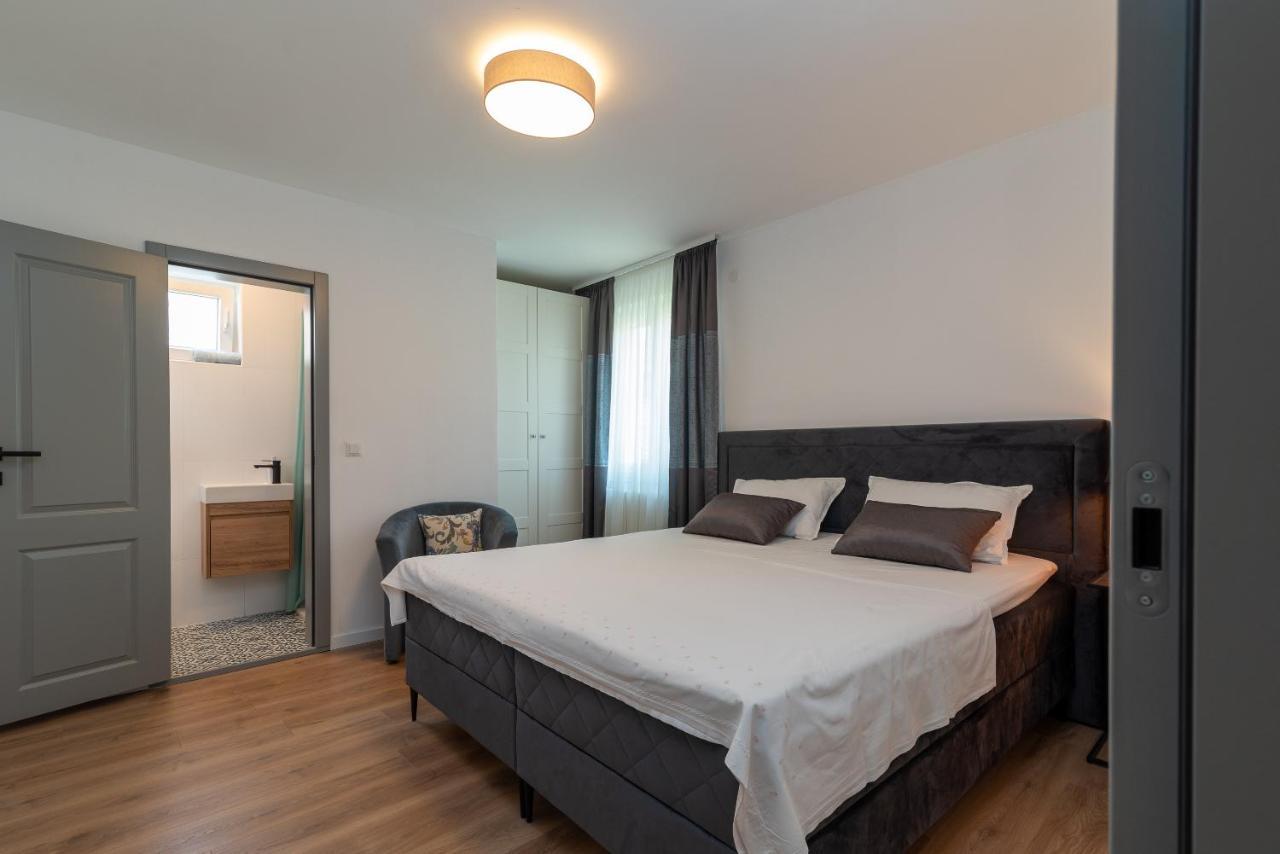 Apartment Kambel Kaštela Zewnętrze zdjęcie