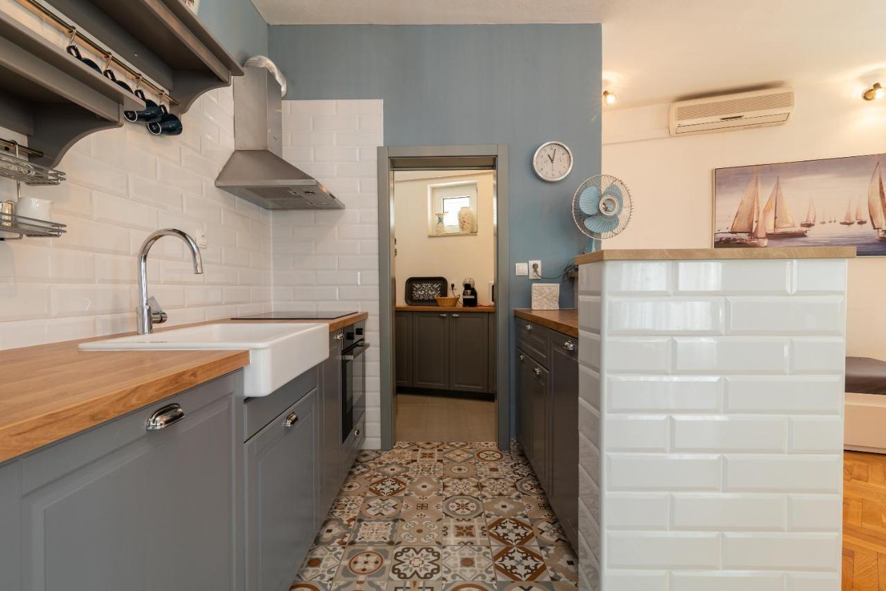 Apartment Kambel Kaštela Zewnętrze zdjęcie